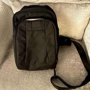Pacsafe’s Metrosafe LS150 Anti-Theft Sling Pack for sale!